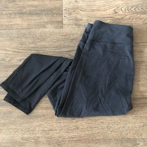 Calia by Carrie Underwood black leggings large